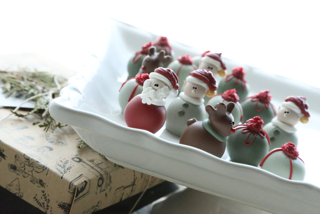 Chocolate Truffles ~ 16-Piece Gift ~ Christmas Eve
