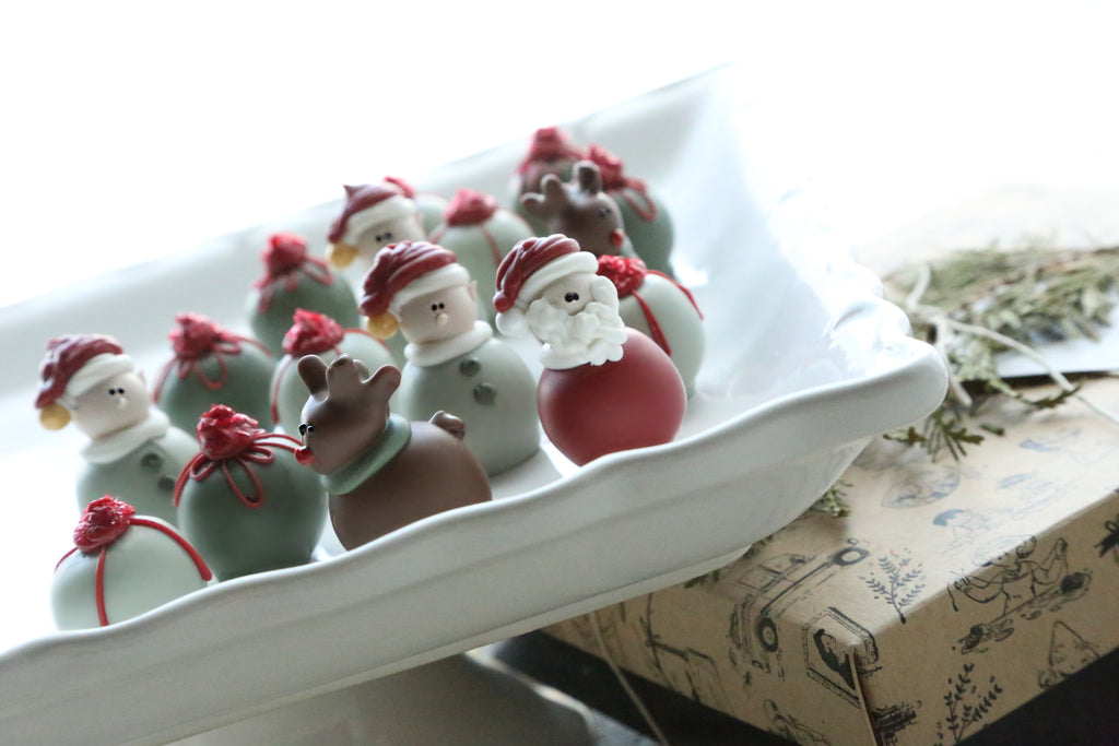 Cordial Cherries ~ 16-Piece Gift ~ Christmas Eve