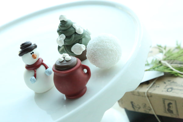 Cordial Cherries ~ 4-Piece Gift ~ Snow Day