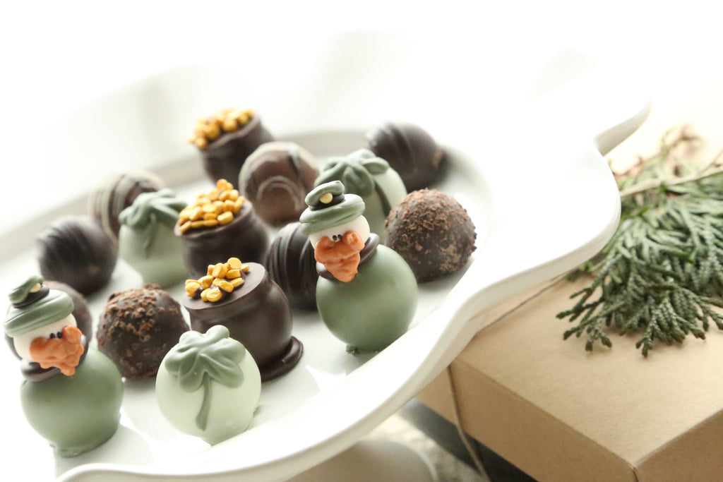 Combo ~ 16-Piece Gift ~ Leprechauns and Pots of Gold (Cherries & Truffles)