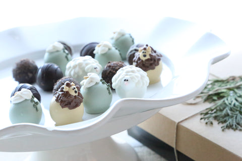 Combo ~ 16-Piece Gift ~ The Lion and the Lamb (Cherries & Truffles)