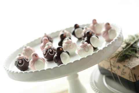 Cordial Cherries ~ 16-Piece Gift ~ Penguins