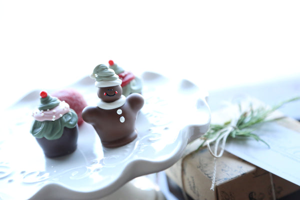 Cordial Cherries ~ 4-Piece Gift ~ Gingerbread Men