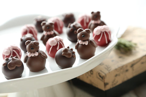 Cordial Cherries ~16-Piece Gift ~ Valentine Teddy Bears