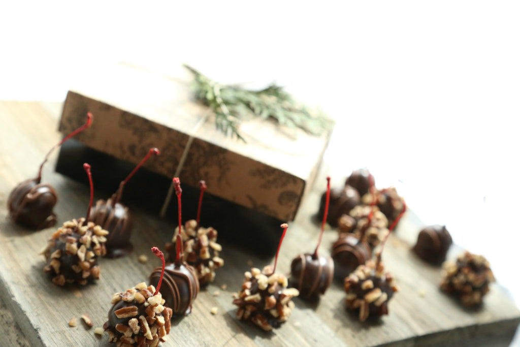 Cordial Cherries ~ 16-Piece ~ Pecans